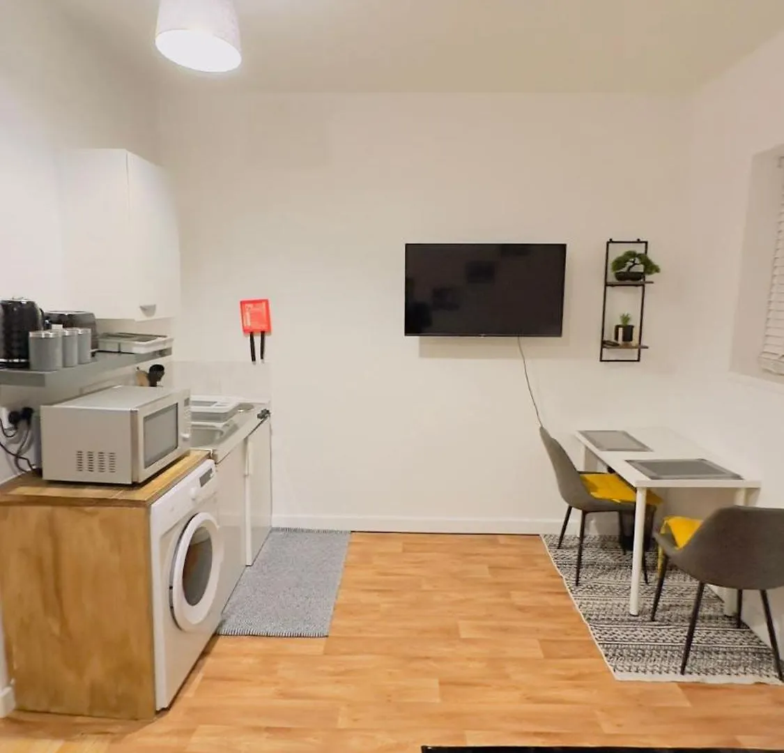 City Stay Studios 2 Кембридж 0*,  Великобритания